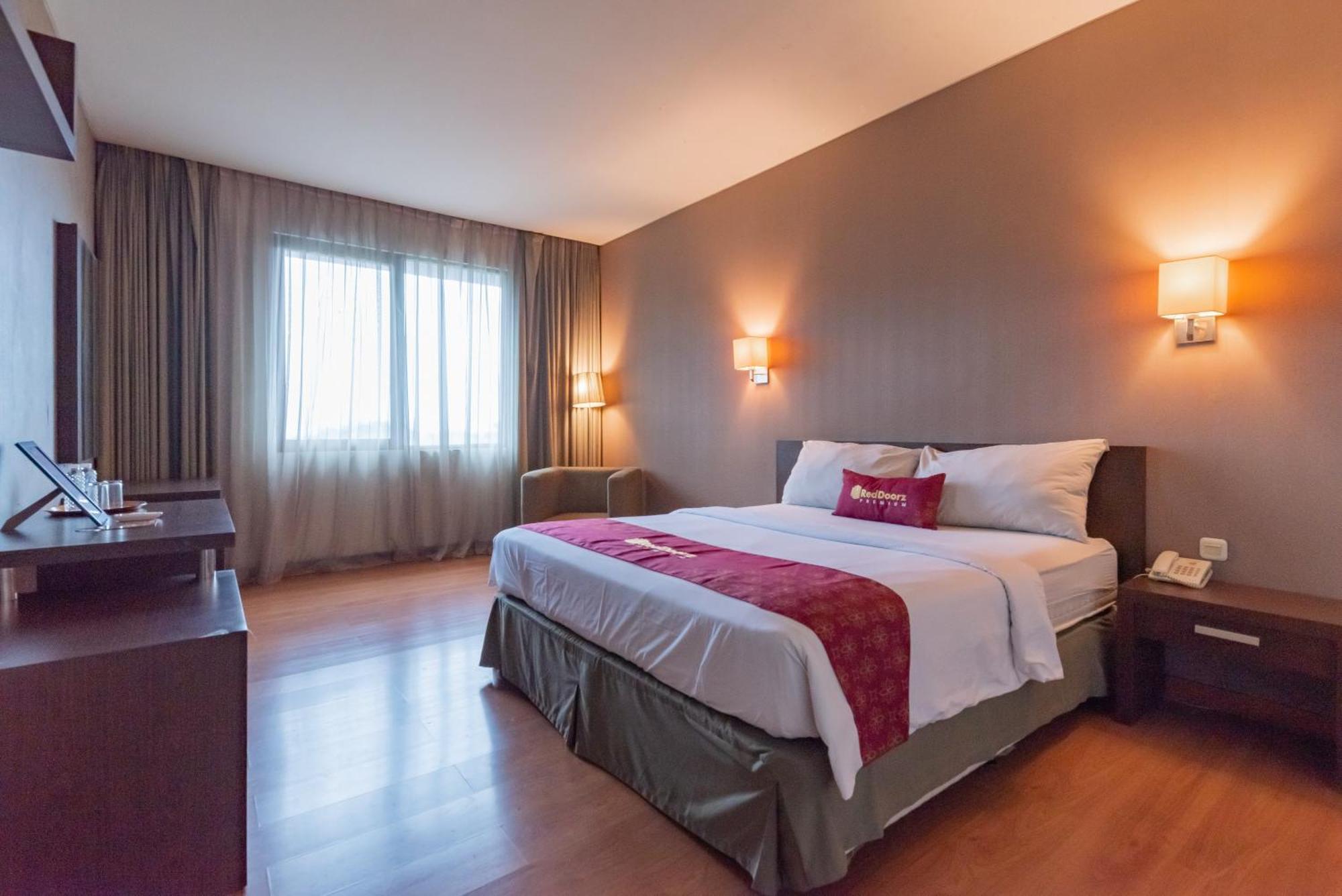 בנדונג Reddoorz Premium Near Paris Van Java Mall מראה חיצוני תמונה